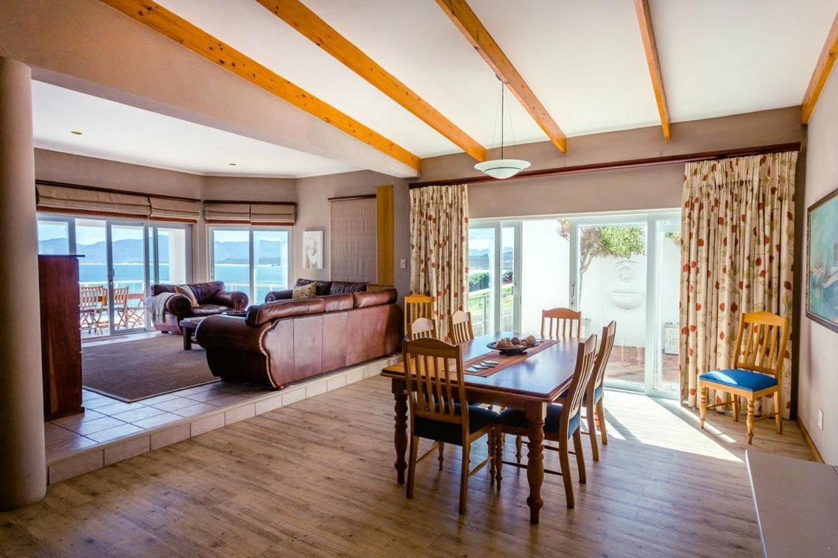 49 On Cliff Hotel Gansbaai Exterior photo
